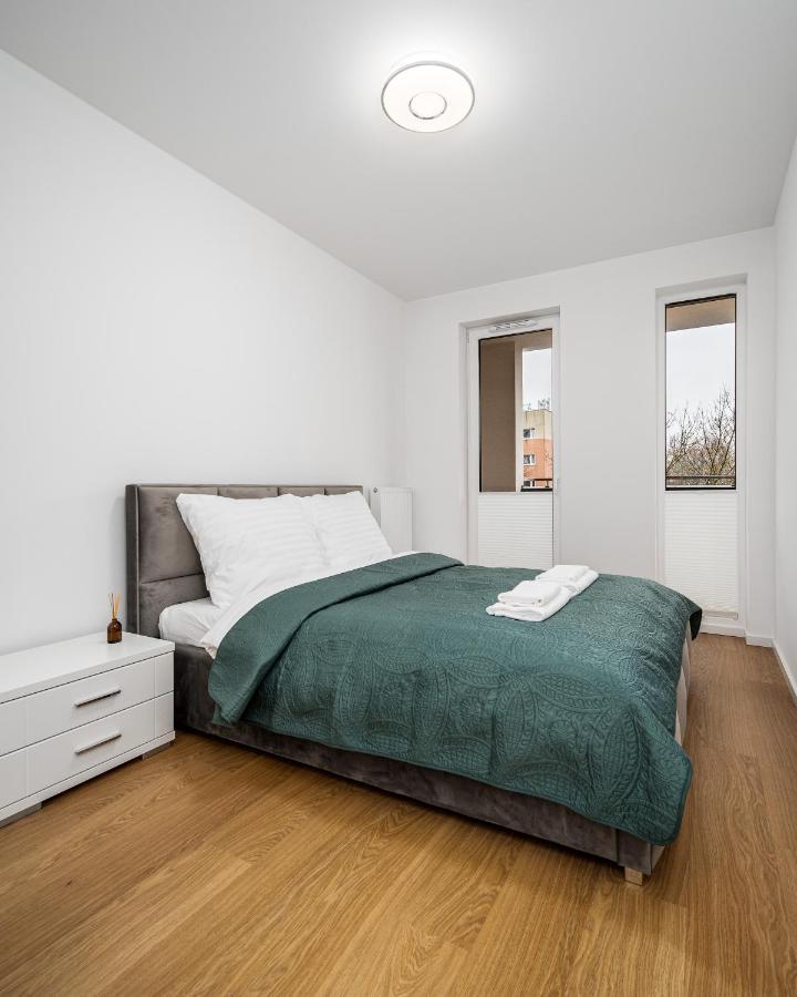 Your Apartments 1 Sierpnia Street 바르샤바 외부 사진